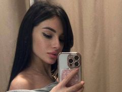 AleaseSwelt - female with brown hair webcam at LiveJasmin