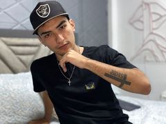 AleekRuiz - male webcam at LiveJasmin