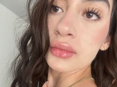 AlejandraVelvet from LiveJasmin