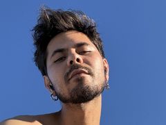 AlejandroMaccini from LiveJasmin