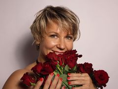 AleksHahder - blond female webcam at LiveJasmin
