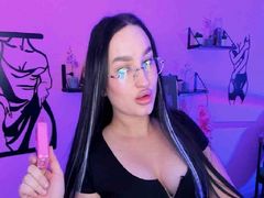 AleksaSparkle from LiveJasmin