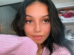 AlessandraVegaa from LiveJasmin