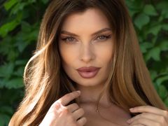 AlessiaDecker - female with red hair and  small tits webcam at LiveJasmin