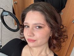 AlettiKolini from LiveJasmin