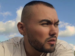 AlexWoelf from LiveJasmin