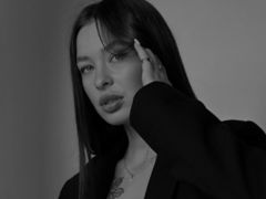 AlexaBlossom - female with brown hair and  small tits webcam at LiveJasmin