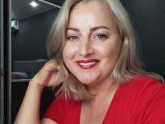 AlexaUShine from LiveJasmin