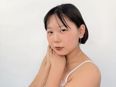 AlexaGrowner from LiveJasmin