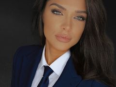 DivineLexi - female with brown hair and  big tits webcam at ImLive