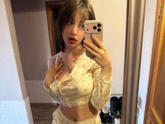 AlexaSparkle from LiveJasmin