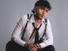 AlexanderJordan - male webcam at LiveJasmin