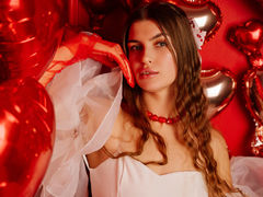 AlexandraAvdeeva - female with brown hair and  big tits webcam at LiveJasmin