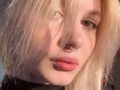 AlexandriaNieng from LiveJasmin