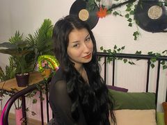 AliceAulin from LiveJasmin