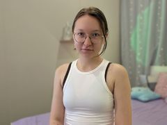 AliceBass from LiveJasmin