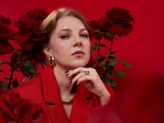 AliceBiorn - female with brown hair webcam at LiveJasmin