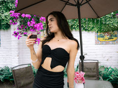 AliceClarkt - shemale with brown hair webcam at LiveJasmin