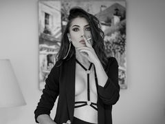 AliceLawrence - female with black hair webcam at LiveJasmin