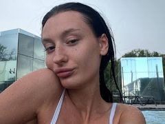 AliceLewandovski from LiveJasmin