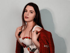 AliceLiador from LiveJasmin