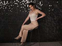 AliceMoreno - female with brown hair webcam at LiveJasmin