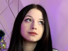 AlicePowells - female with black hair and  small tits webcam at LiveJasmin