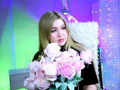 AliceRiwe from LiveJasmin