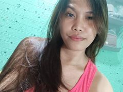 AliceRosessy - female with black hair and  small tits webcam at LiveJasmin