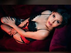 AliceSantoro - female with black hair and  big tits webcam at LiveJasmin
