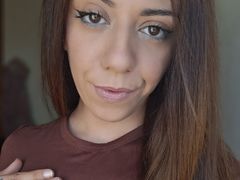 AliceSanz - female with brown hair and  small tits webcam at LiveJasmin