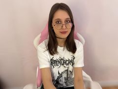 AliceWell from LiveJasmin