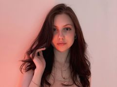 AliceWells - female with brown hair and  big tits webcam at LiveJasmin