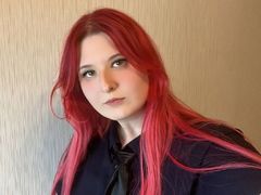 AliceeMoonlight - female with red hair webcam at LiveJasmin