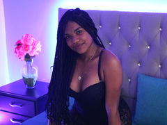 NayahThomas - female with black hair and  big tits webcam at LiveJasmin