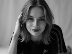 AlicyMontana - female with red hair webcam at LiveJasmin