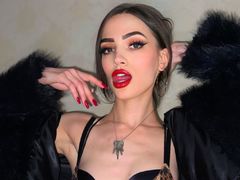 AlienaMoore - female with brown hair webcam at LiveJasmin