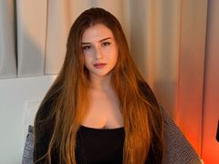 Aliesie - blond female with  big tits webcam at LiveJasmin