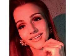 Alimka from LiveJasmin