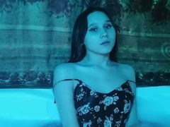 AlisaHil - blond female with  big tits webcam at LiveJasmin