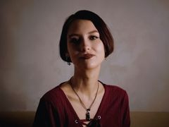 AlisaWinsor - female with black hair webcam at LiveJasmin