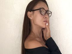 AlisonMoone - female with brown hair and  small tits webcam at LiveJasmin