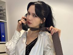 AlisseKen - female with black hair and  small tits webcam at LiveJasmin