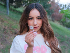 AlizeeBlair from LiveJasmin