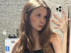 AlleAnne - female with red hair webcam at LiveJasmin