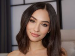 AllegraEssen - female with brown hair webcam at LiveJasmin