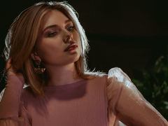 AlliceDelice from LiveJasmin