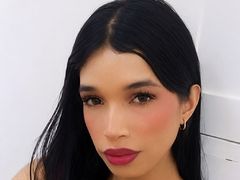 AllizonMoretty - shemale with black hair webcam at LiveJasmin