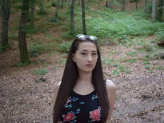 AllisonLee - female with brown hair and  big tits webcam at LiveJasmin