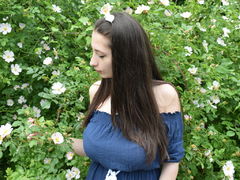 AllisonLee - female with brown hair and  big tits webcam at LiveJasmin